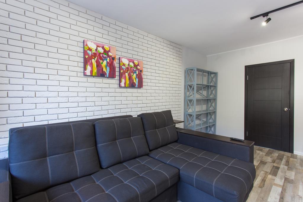 Loft Apartment Near Botanical Garden Charkiv Esterno foto