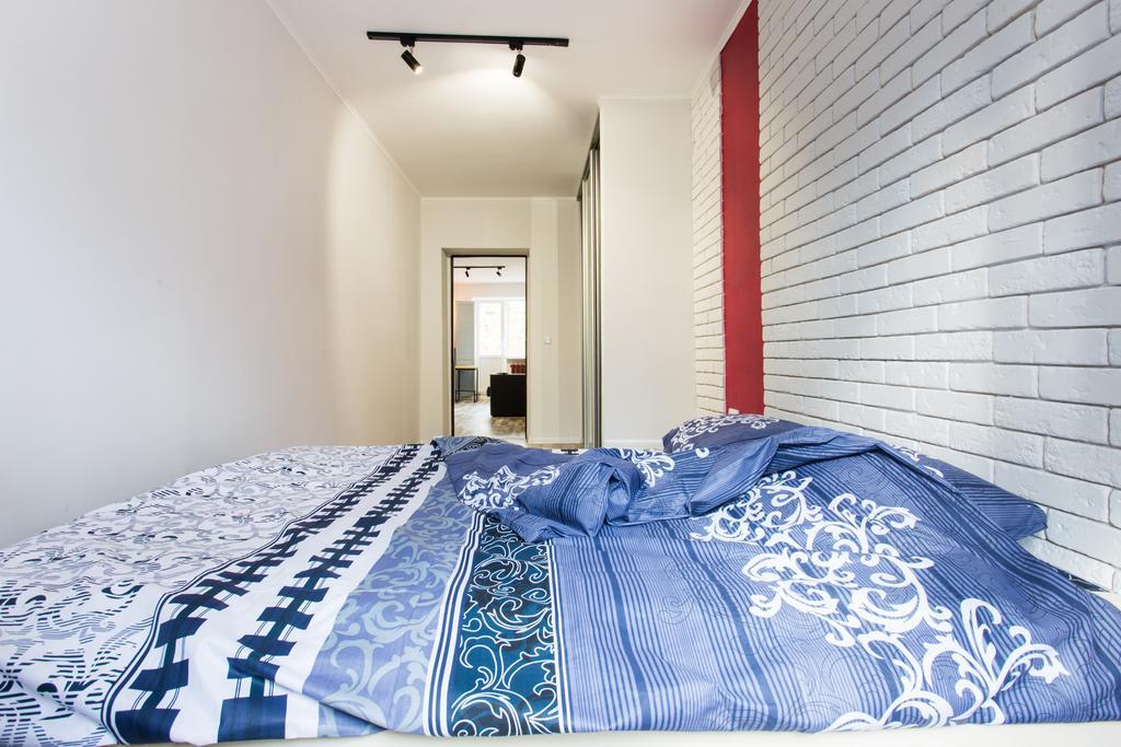 Loft Apartment Near Botanical Garden Charkiv Esterno foto